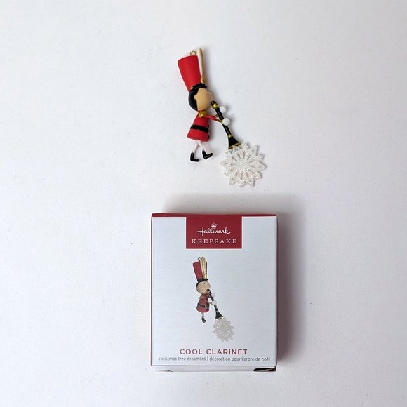 Hallmark 2019 Cool Clarinet Limited Edition Miniature Keepsake Ornament Band Set - Picture 1 of 2